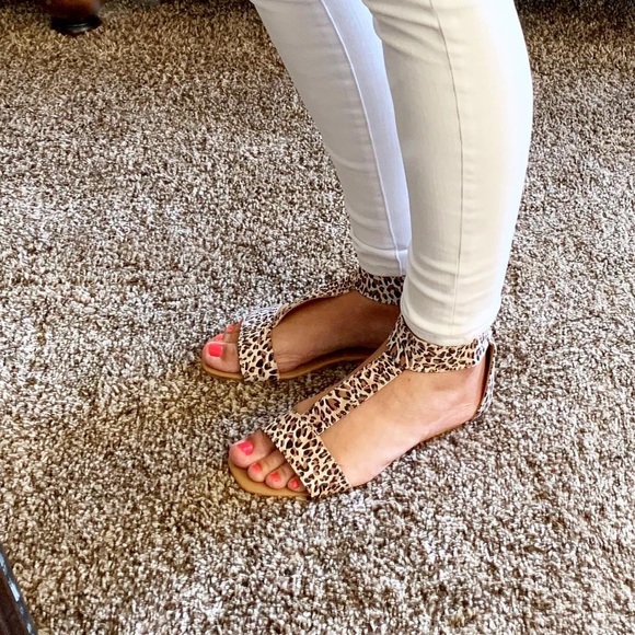 Leopard Sandals - Picture 2 of 2